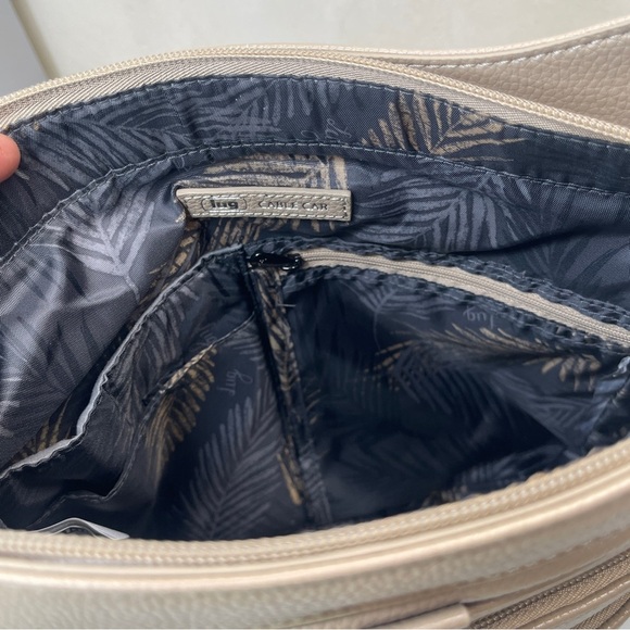 Lug Cable Car Classic Vegan Leather Shoulder Crossbody Messenger RIFD Bag Cream - Picture 9 of 16